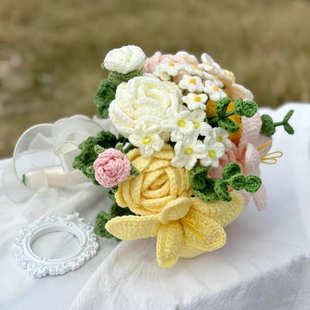 新款高档结婚新中式婚礼仿真百合订婚手捧花手工毛线编织针织花束