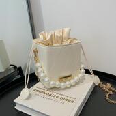 夏天小包包新款 网红洋气水桶包休闲感简约斜挎包珍珠手提女包