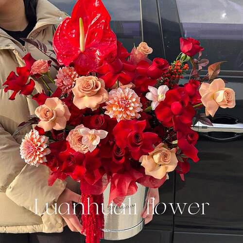 深圳鲜花速递同城花店配送超大巨型鲜花抱抱桶生日开业乔迁送礼