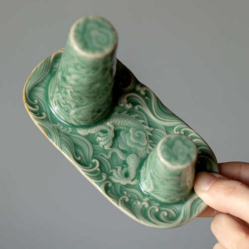 越窑青瓷浮雕祥龙凉壶架陶瓷盖置家用功夫茶道摆件紫砂沥水茶壶托