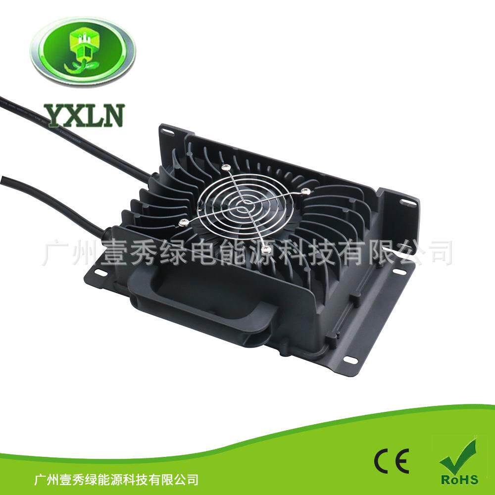 外贸36V30A铅酸电池防水充电机IP67级车载充电器充满自动关断