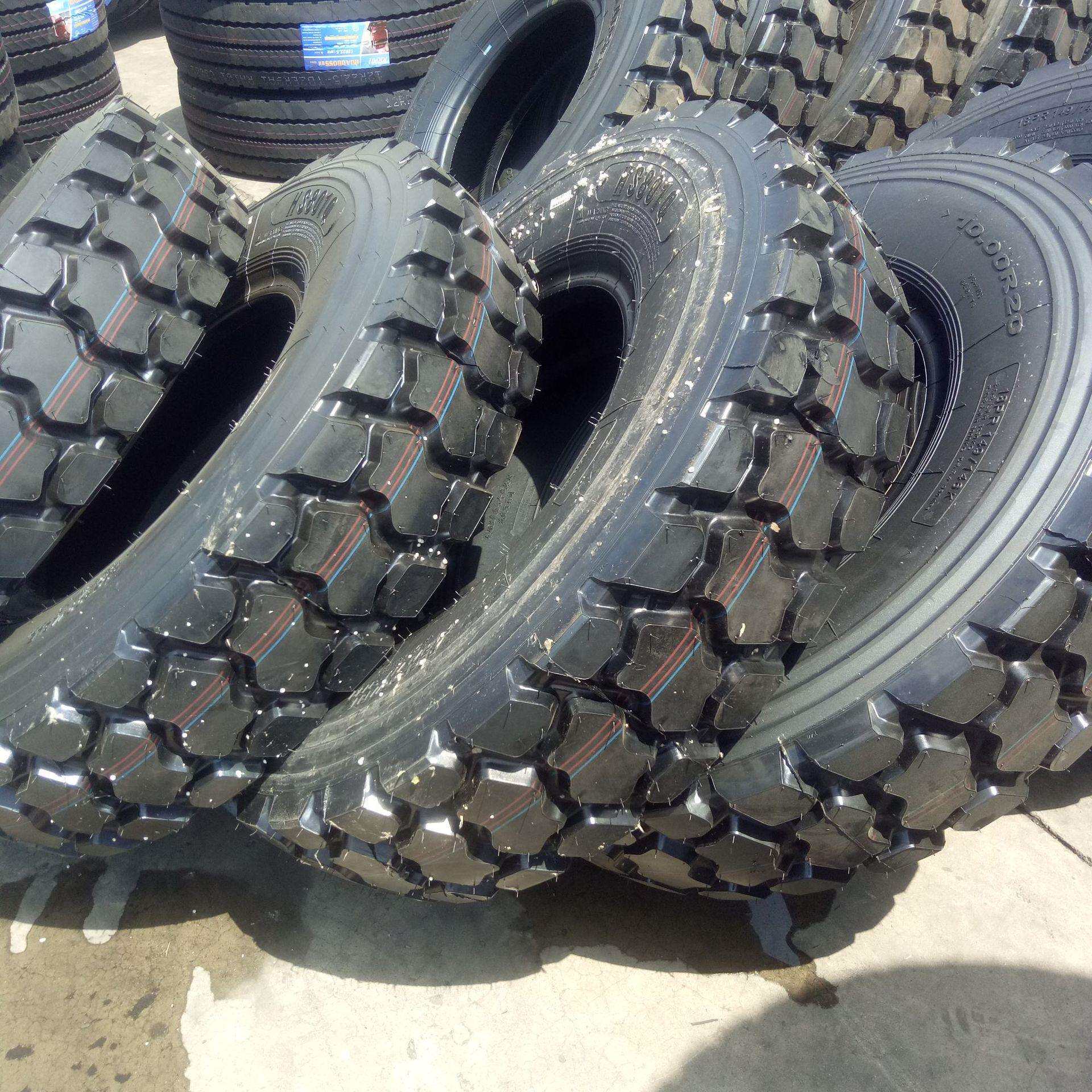 厂家货车矿山轮胎 1000/1100/1200R20 载重卡车自卸工程轮胎