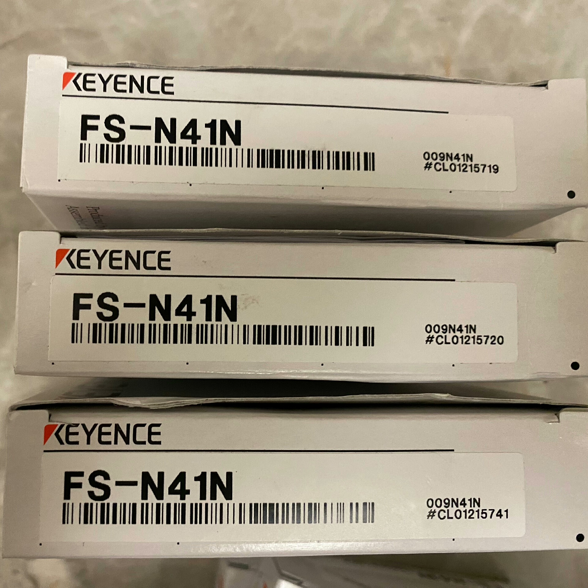 基恩士光纤放大器FS-N41N,全新原装正品，盒码一致。当天