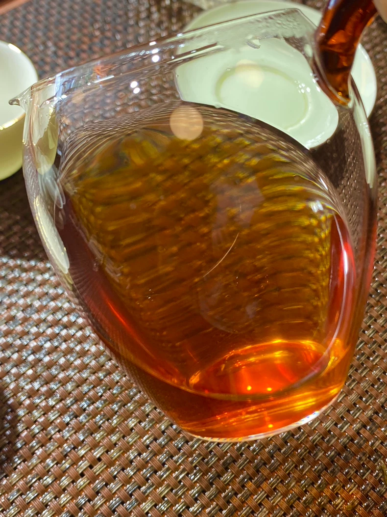 猛海布朗山大樹茶2013年2斤重的老茶頭磚普洱熟茶磚茶茶磚 普洱茶 BUASHOP普洱老茶