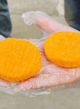 猫粮机宠物食品成型设备一键启动汉堡肉饼机全自动肉饼机加工