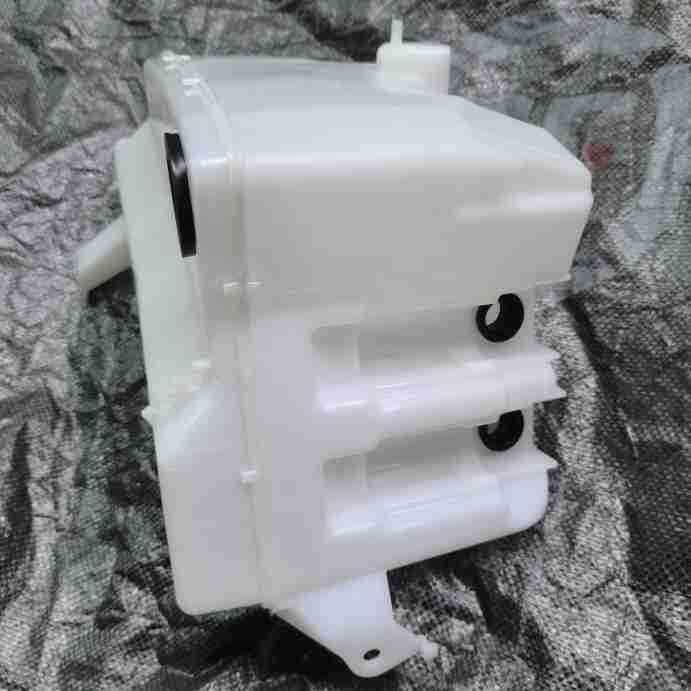 LAND CRUISER 陆巡LC100 4500雨刮喷水壶 玻璃蓄水壶8532560120