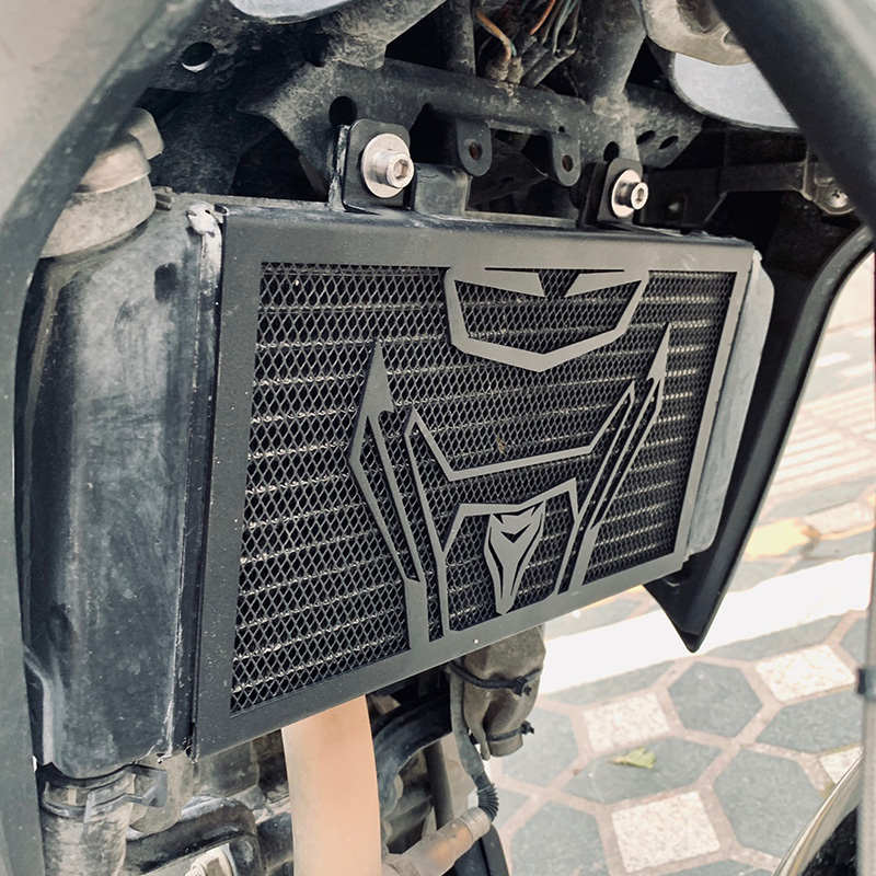 适用春风150 250NK/SR 400 650GT/NK/MT 700CLX 改装水箱网保护罩