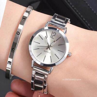 Ladies Fashion Simple Digital Alloy with Quartz Watch Bracel