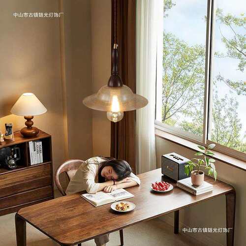 卧室床头小吊灯中古吧台过道灯2025新款法式复古三头餐厅吊灯实木