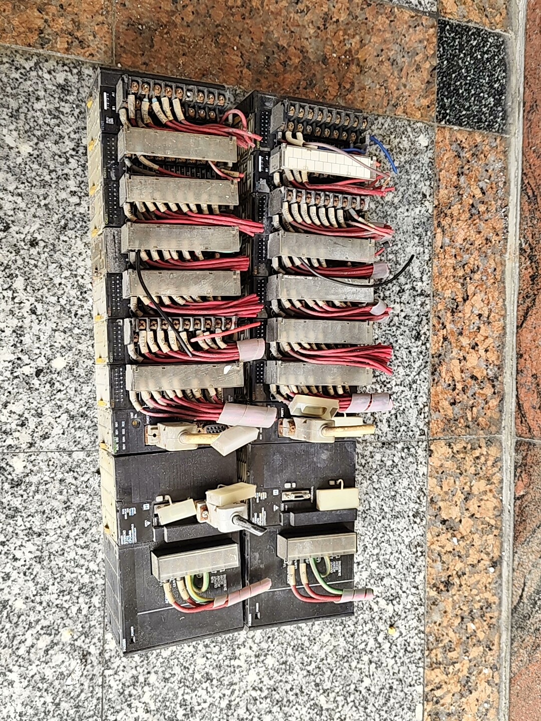 欧姆龙PLC二组，