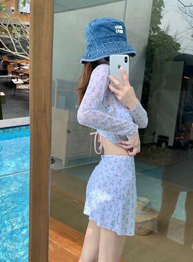 Cute girl split swimsuit, women's bikini, conservative