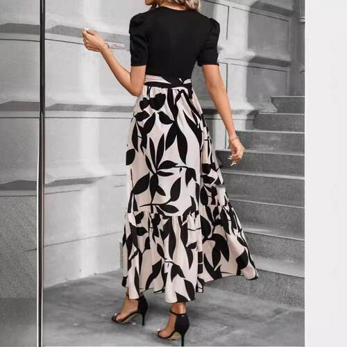 V-Neck Floral Dress with Pockets Sleeveless Slim-Fitting
