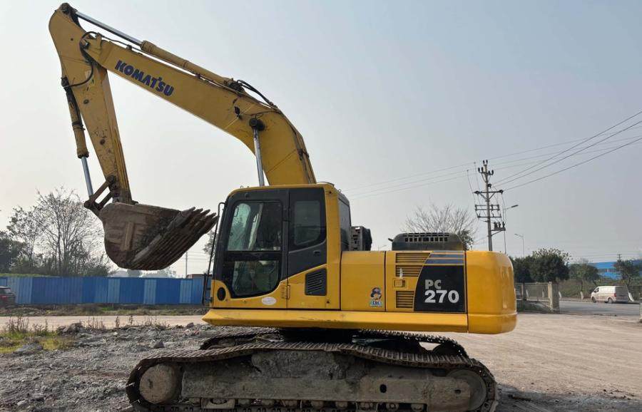 1月23日重庆小松240挖掘机网络拍卖公告