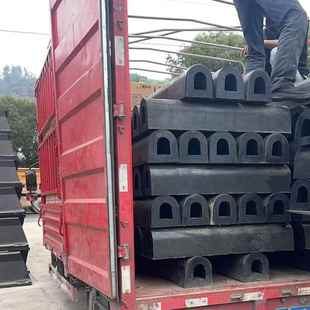 撞橡胶防撞UWN条码头港桥口车库用可梁墩防半圆形D型橡桥胶护舷