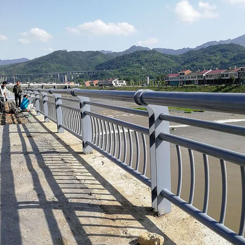灰色不锈钢交通河道景观桥梁护栏道路安全防撞防护栏杆隔离安全护