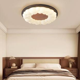 中古风卧室灯书房灯胡桃木色圆形led吸顶灯房间实木复古中山灯具