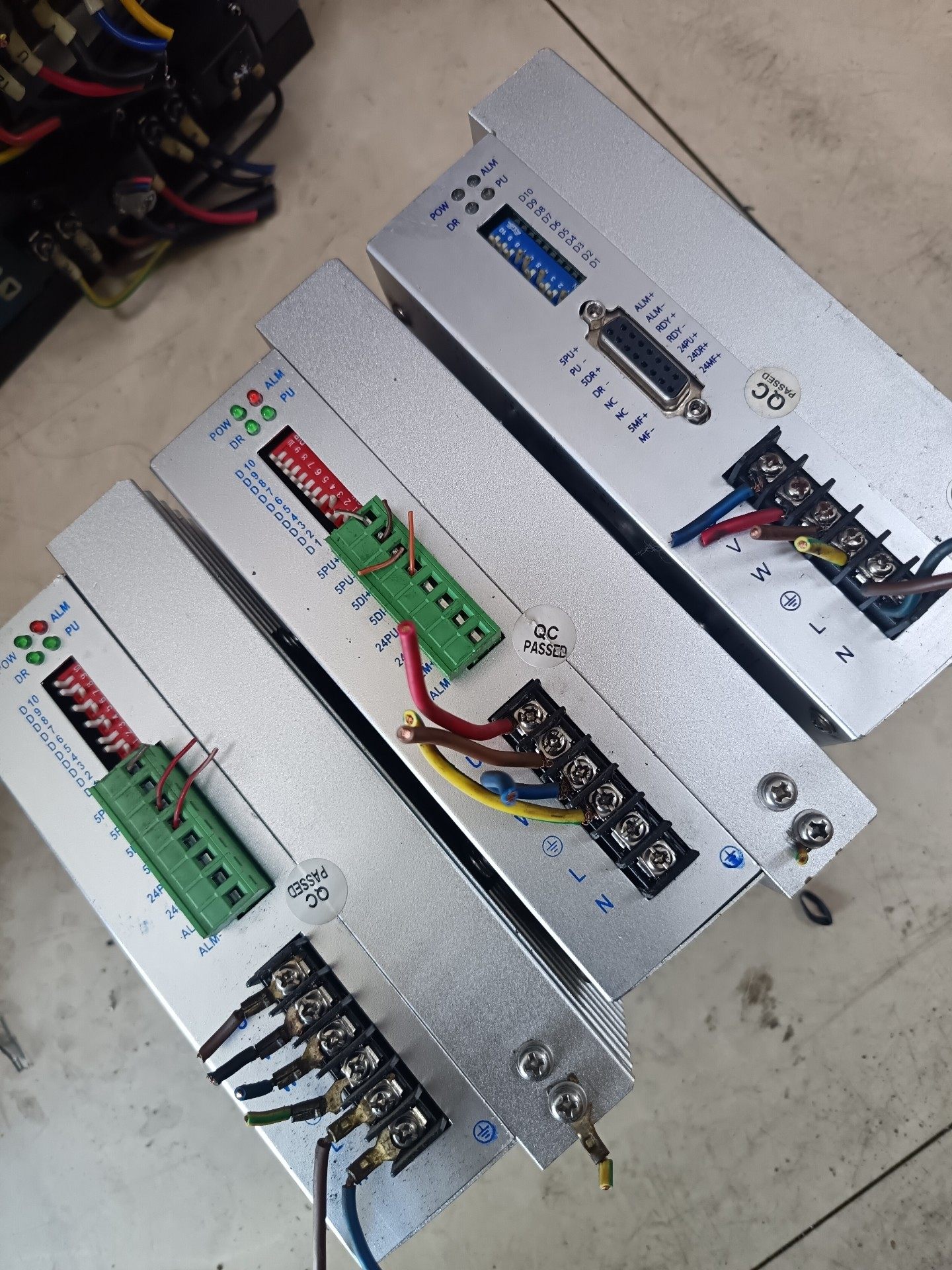 步进驱动，型号：3M2254.同款三台，实物图，包好，不包邮