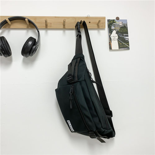 胸包男女INS潮运动简约单肩包休闲日系腰街头斜挎小背包