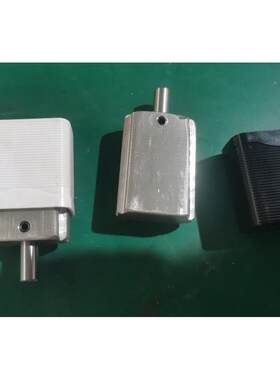 充电器成品包膜夹具充电器保护膜包膜治具充电器外壳包膜夹具模具