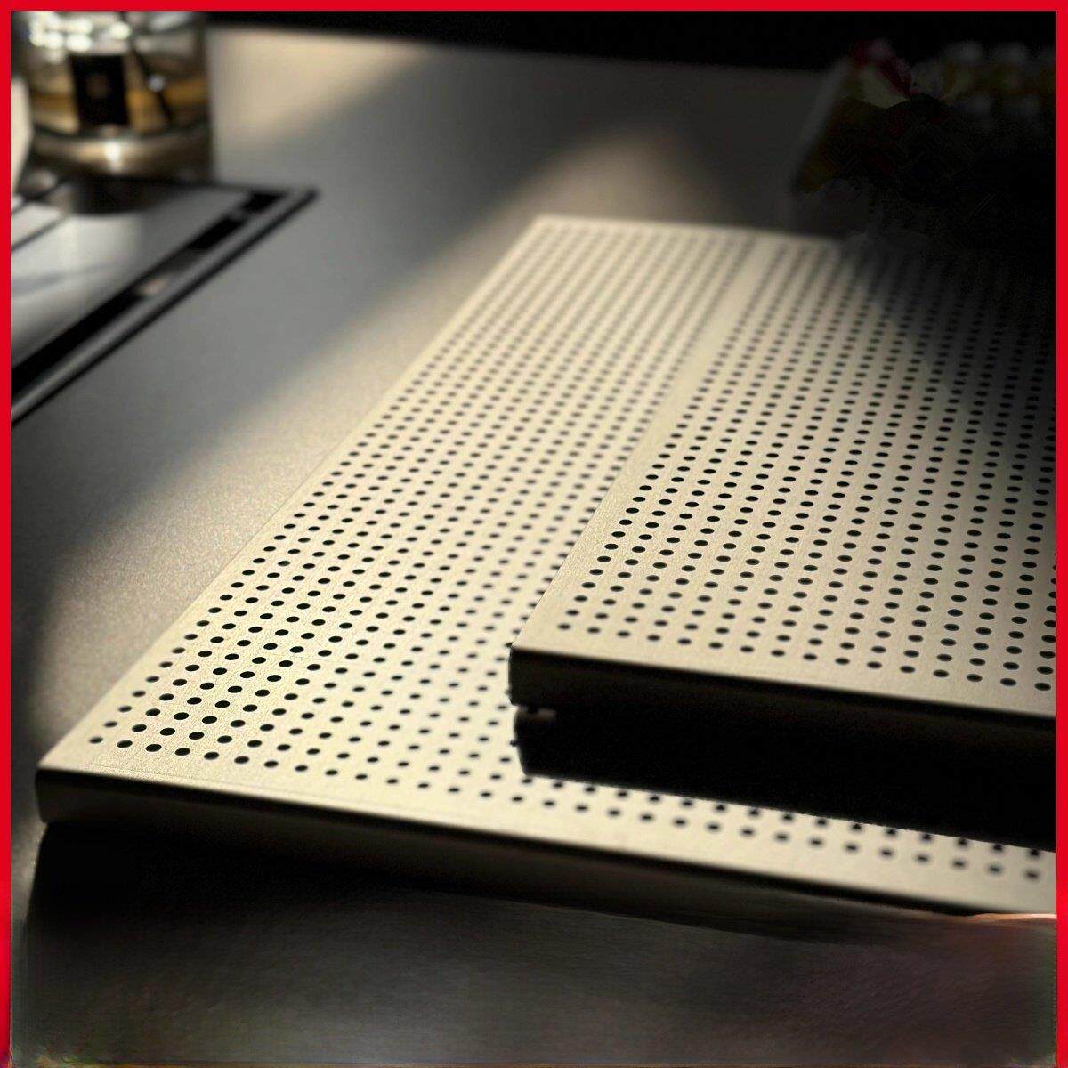 三能拿破仑冲孔糕点模具冲孔滑盖烤盘阳极比萨盘加厚膨胀面包盘