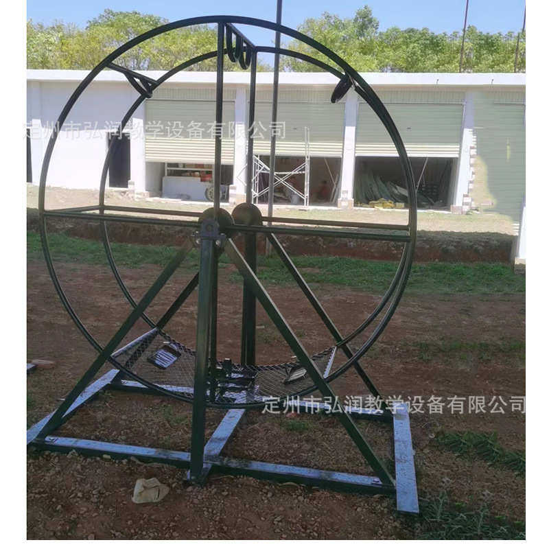户外拓展训练器材单人双人浪木平衡训练器荡木抗眩晕滚轮转轮厂家