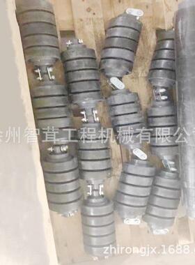 徐工XM101K 1003K铣刨机托辊 三联托辊 铣刨机配件