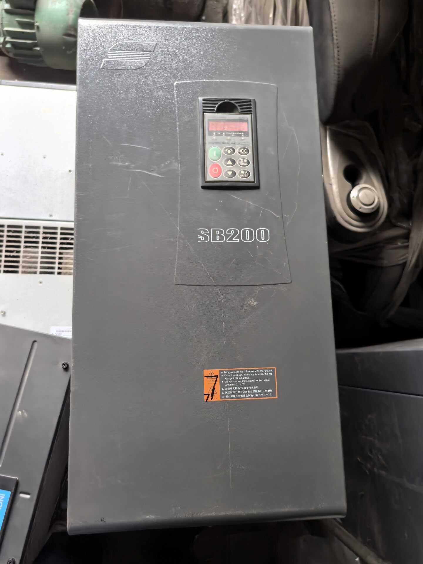 森兰变频器90KW，SB200-90T4，380V，拆机下来