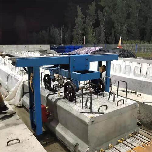 聚OYF仁空心板立面毛可升降自动行走凿机凿毛机桁架式凿毛机