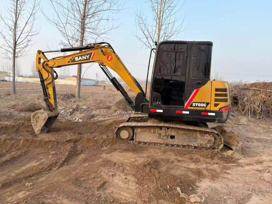 3月11日邢台三一60挖掘机网络拍卖公告