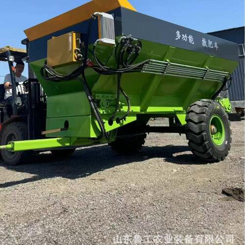 绞龙水田施肥农用履带式撒粪车果园大棚干湿粪扬粪车有机肥撒肥车