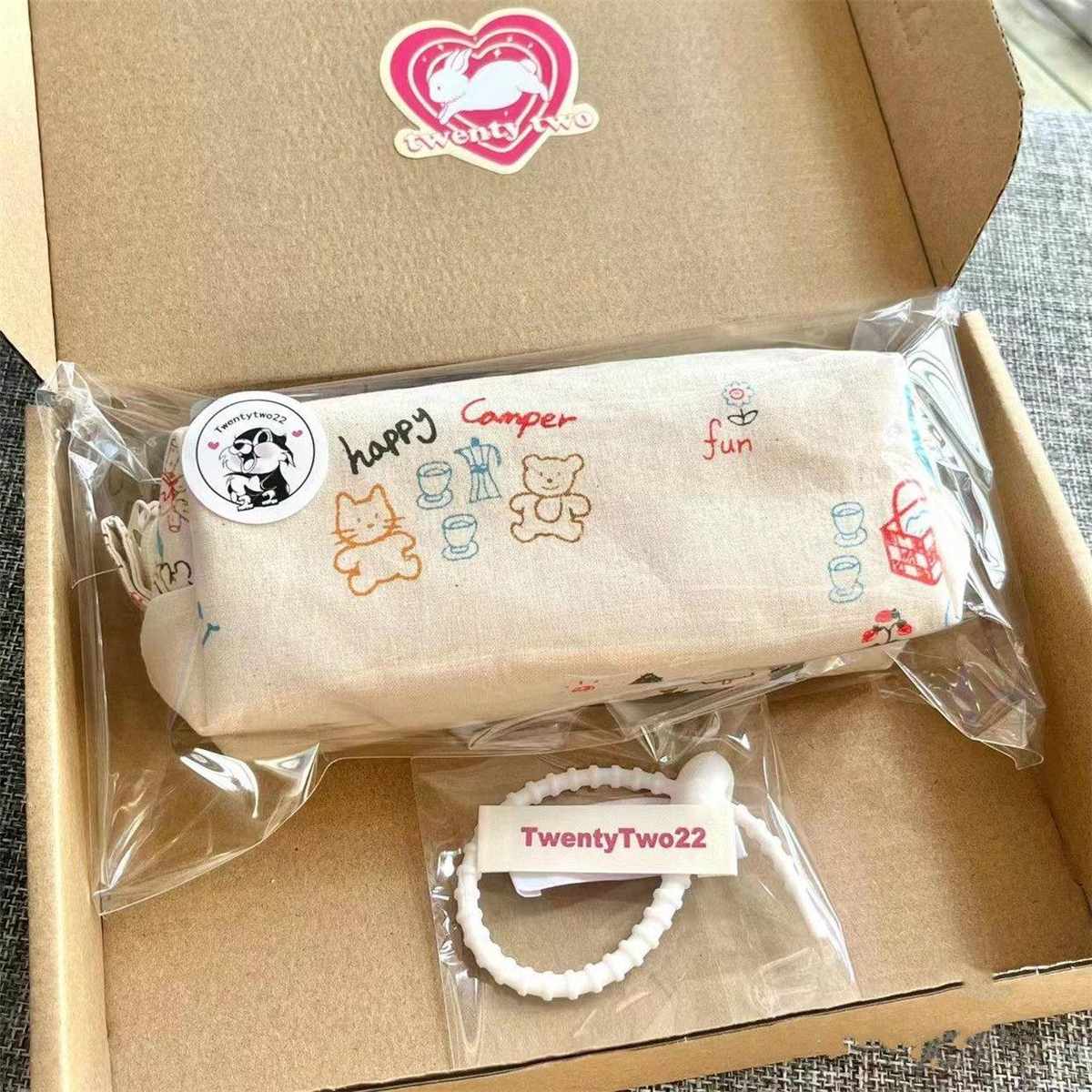 日系ins可爱简约印花笔袋大容量初高中学生女孩创意铅笔盒收纳袋