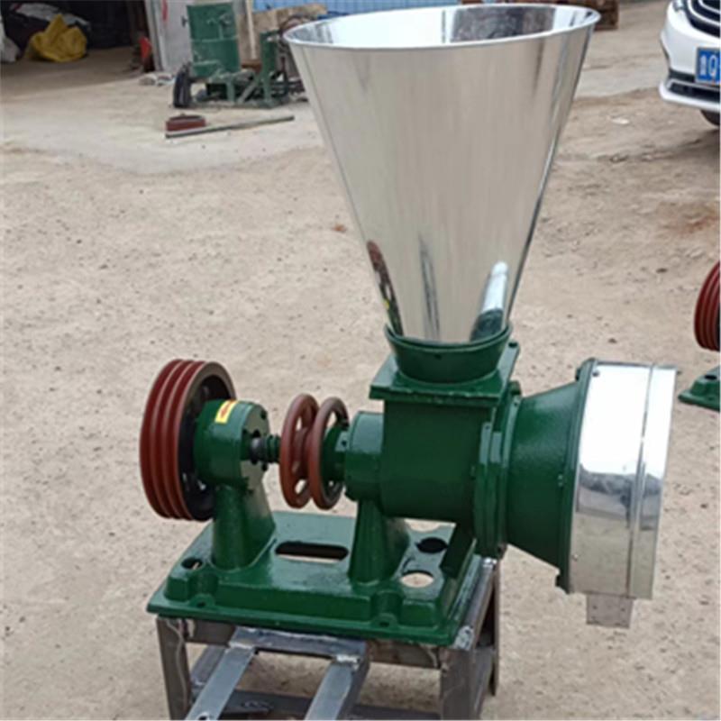 小麦玉米杂粮去麸皮磨面机黄豆锥型磨粉机地瓜干打面机
