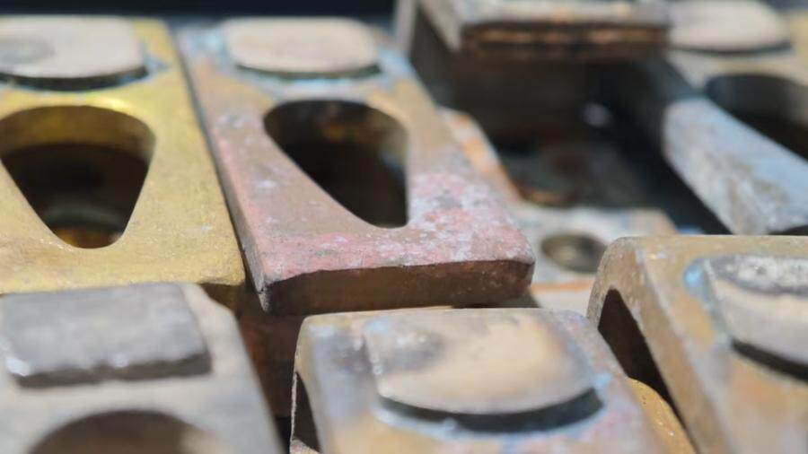 4月9日北京【京械4650】单位淘汰报废处置接触器紫铜银触点一批共20个（具体以实物为准，非专业人士谨慎竞拍）网络拍卖公告