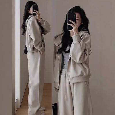 早秋装2025新款茶系穿搭一整套大码女装今年流行盐系卫衣两件套装