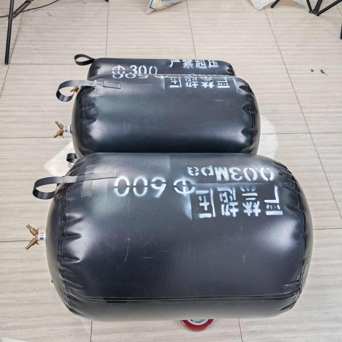 气囊充气橡胶封堵排水管道堵漏气囊雨水襄水管道水气堵加厚堵批发