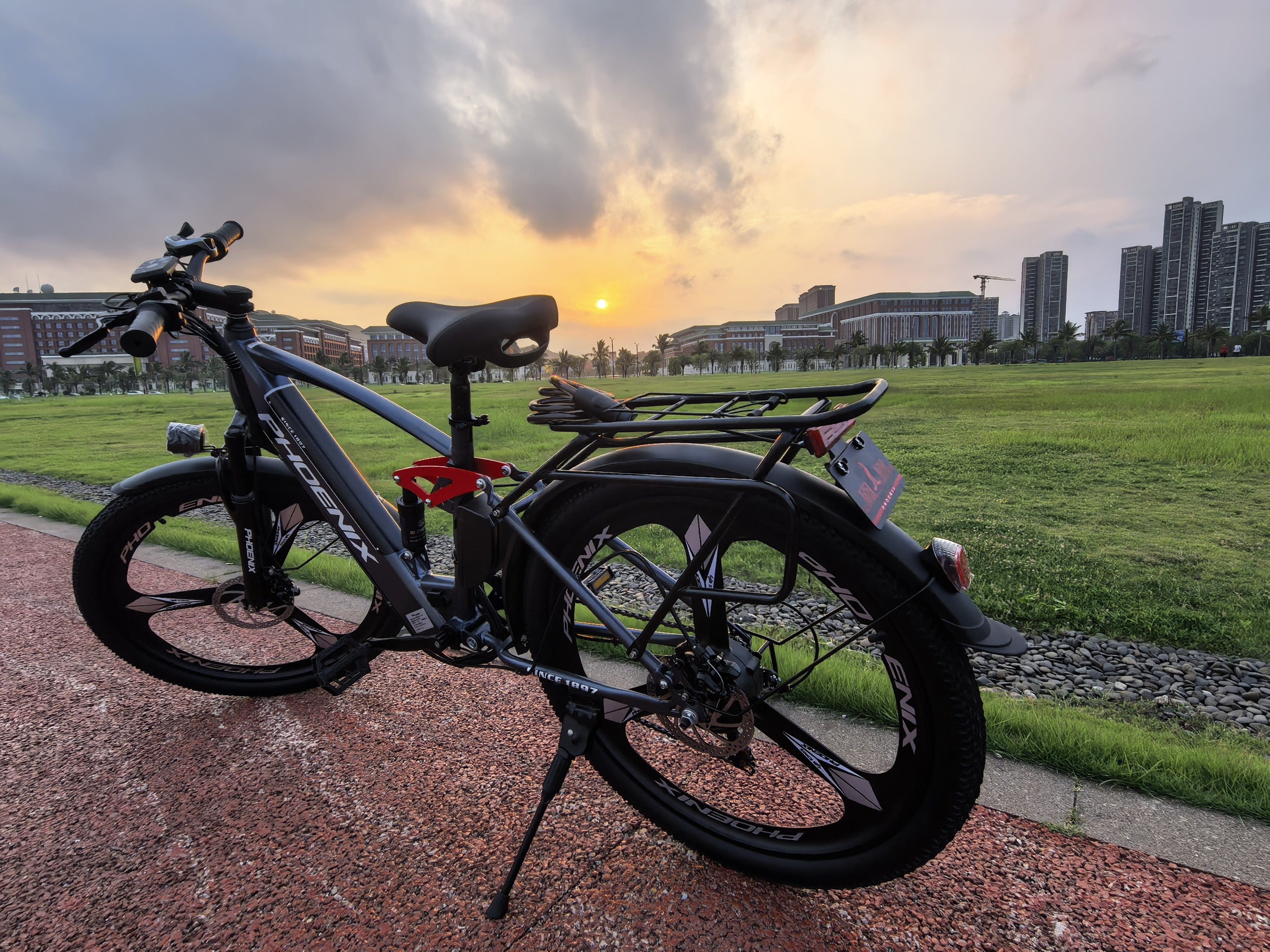 Электровелосипед Phoenix Q2 горный, мотор 350Вт, 7 скоростей Shimano, большой запас хода photo review
