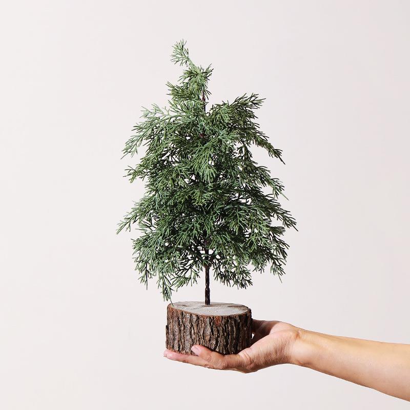 跨境圣诞树家用迷你装饰圣诞节桌面饰品摆件带木底座仿真小型松树图片
