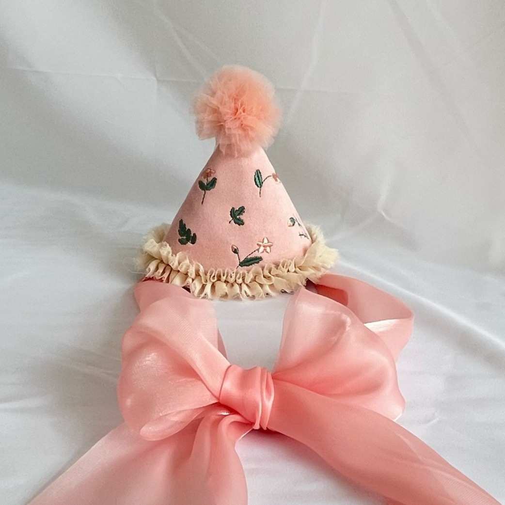 订ins韩系生日帽主题派对周岁装饰尖帽纱球纱带