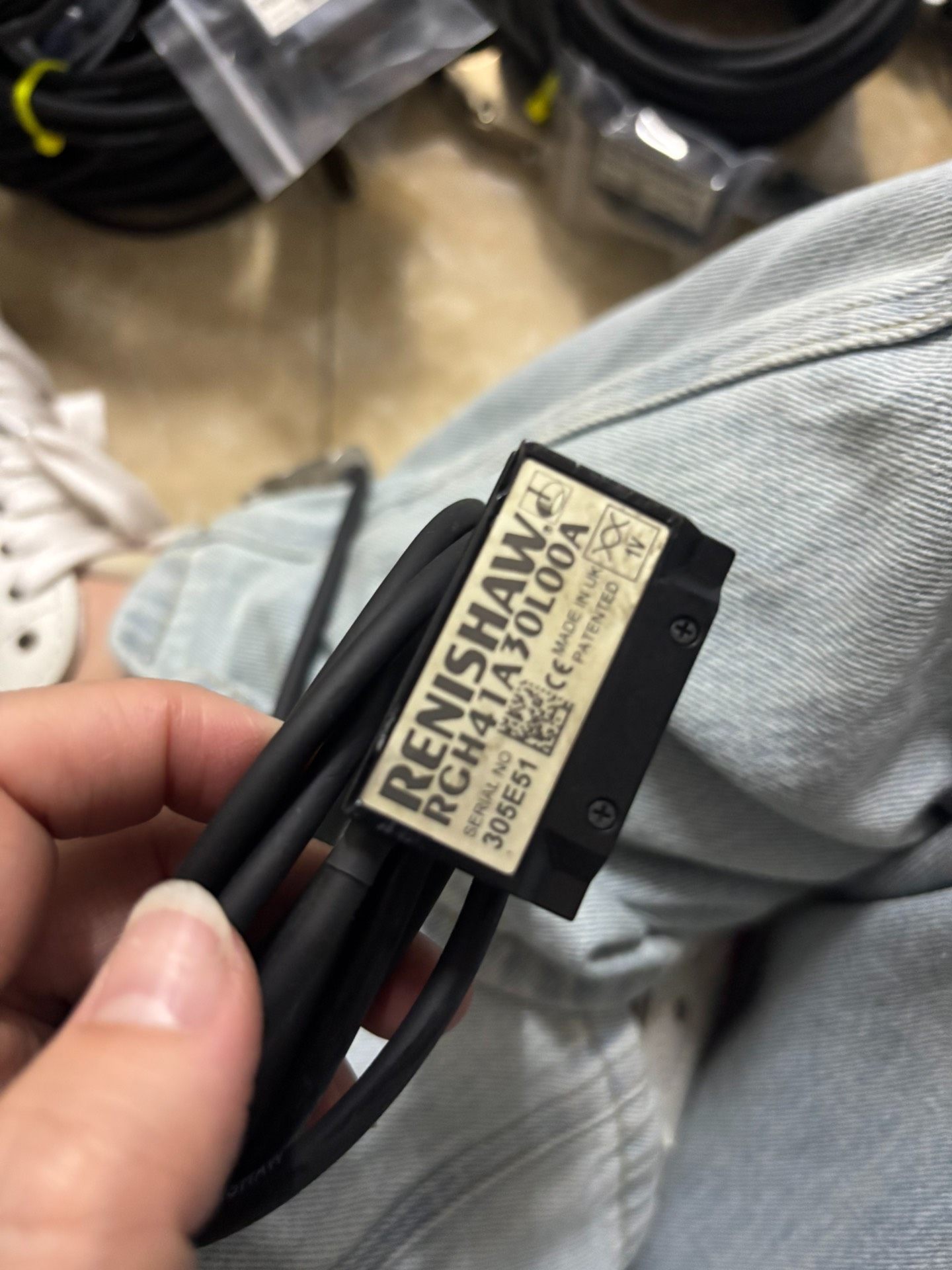 雷绍尼RGH41A30L00A（1）1V