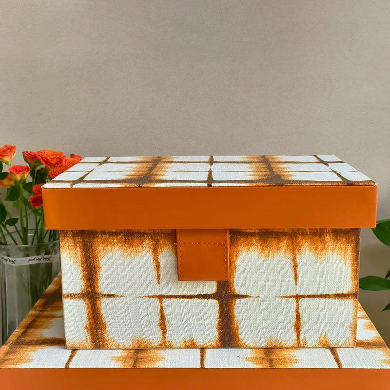 米白色麻布收纳卧家居箱柜顶大室帽间样板房装衣大中小号饰品收纳