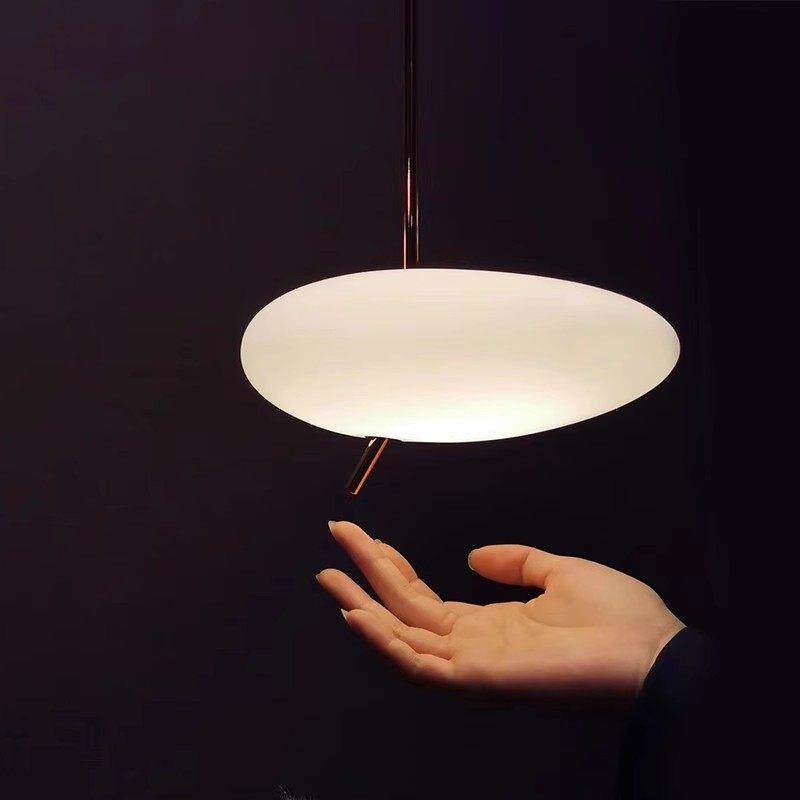 设计师餐厅灯北欧卧室床头小吊灯轻奢简约展馆鹅卵石触控创意灯具