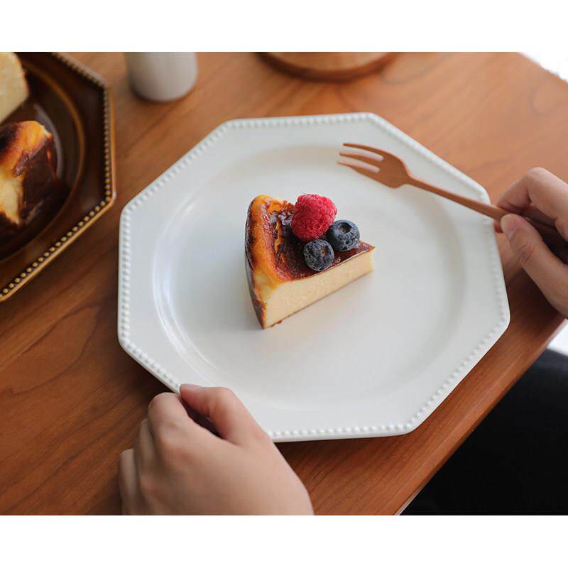 盘子高级感ins日式餐具哑光白色陶瓷八角早餐盘一人食好看的盘子