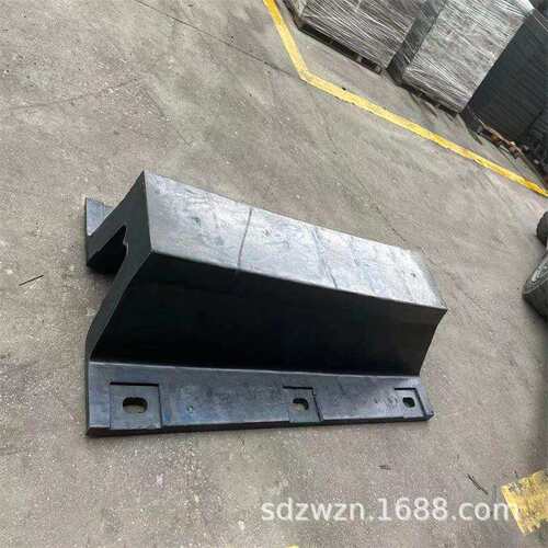 SA400x1500型船只防碰撞护舷供应船只停靠防碰撞护舷