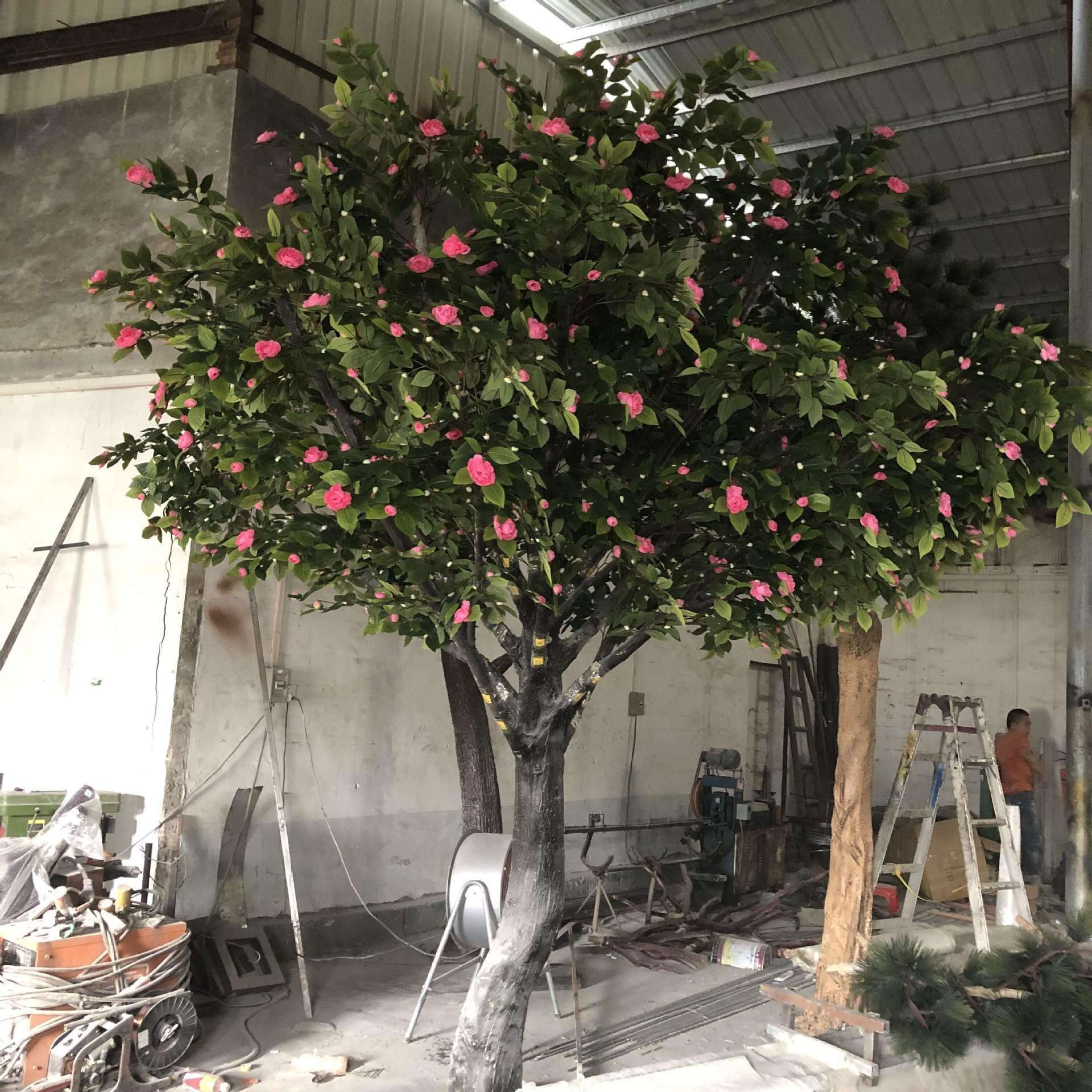 园艺造景仿真茶花树酒店商场装饰落地摆件景观人造仿真大型茶花树
