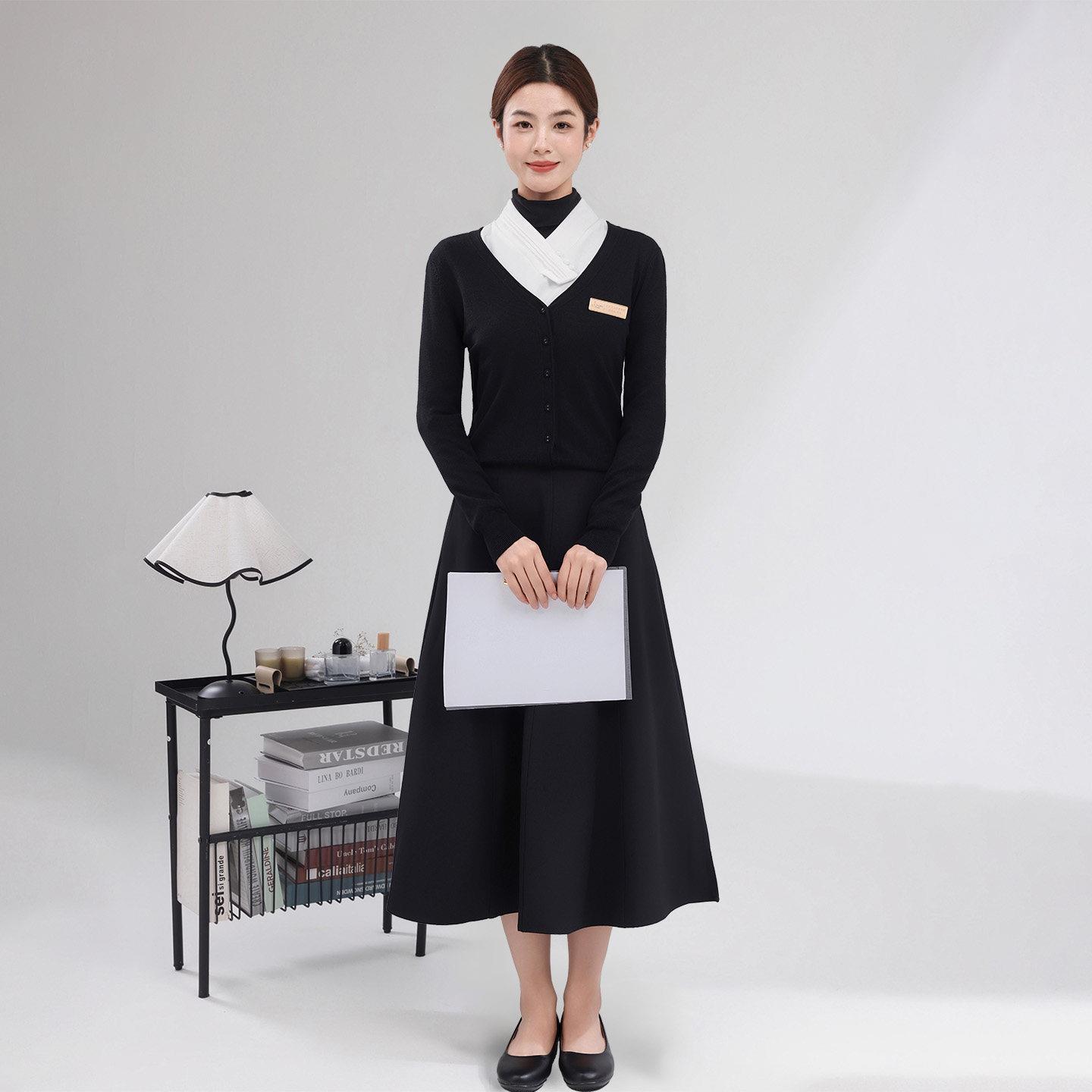 加厚针织开衫洋气24年秋冬大码美容院美容师工作服女护士服高端