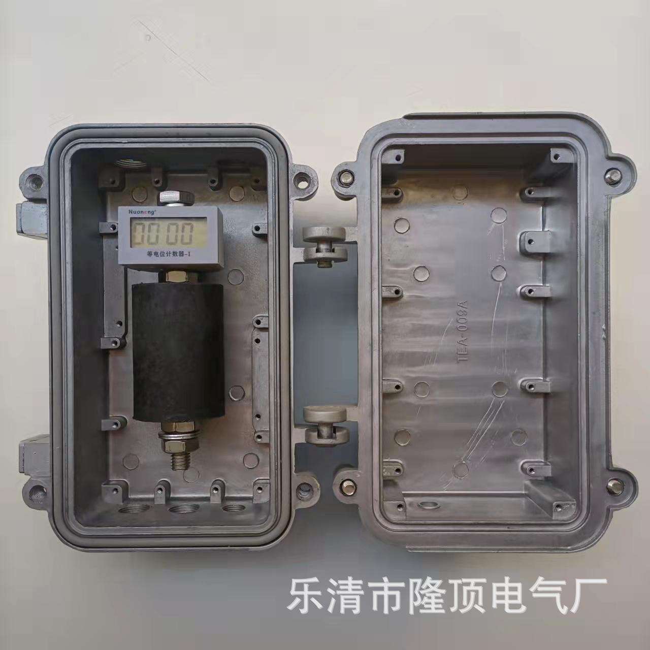 隆顶电气间隙等电位击穿连接器密封等电位连接器600v100KA