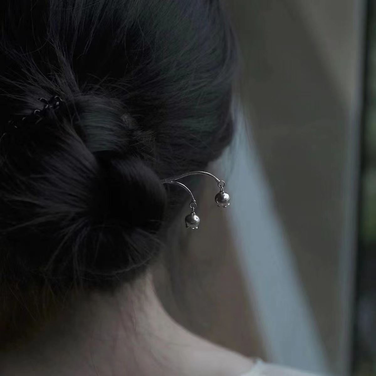 郁金香花朵发簪小众设计感女气质优雅金属发钗新中式简约古风发饰