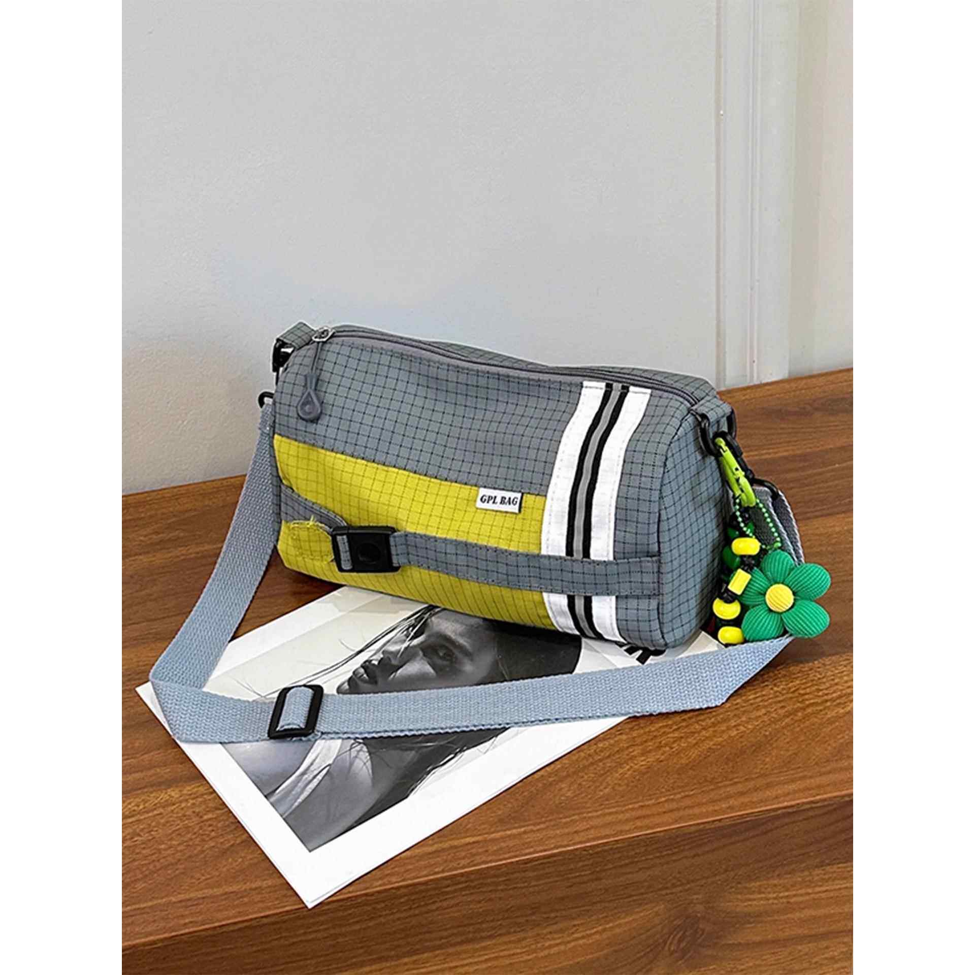 法国【设计师】SZ格子布包女大容量2025新款单肩斜挎包运动枕头包