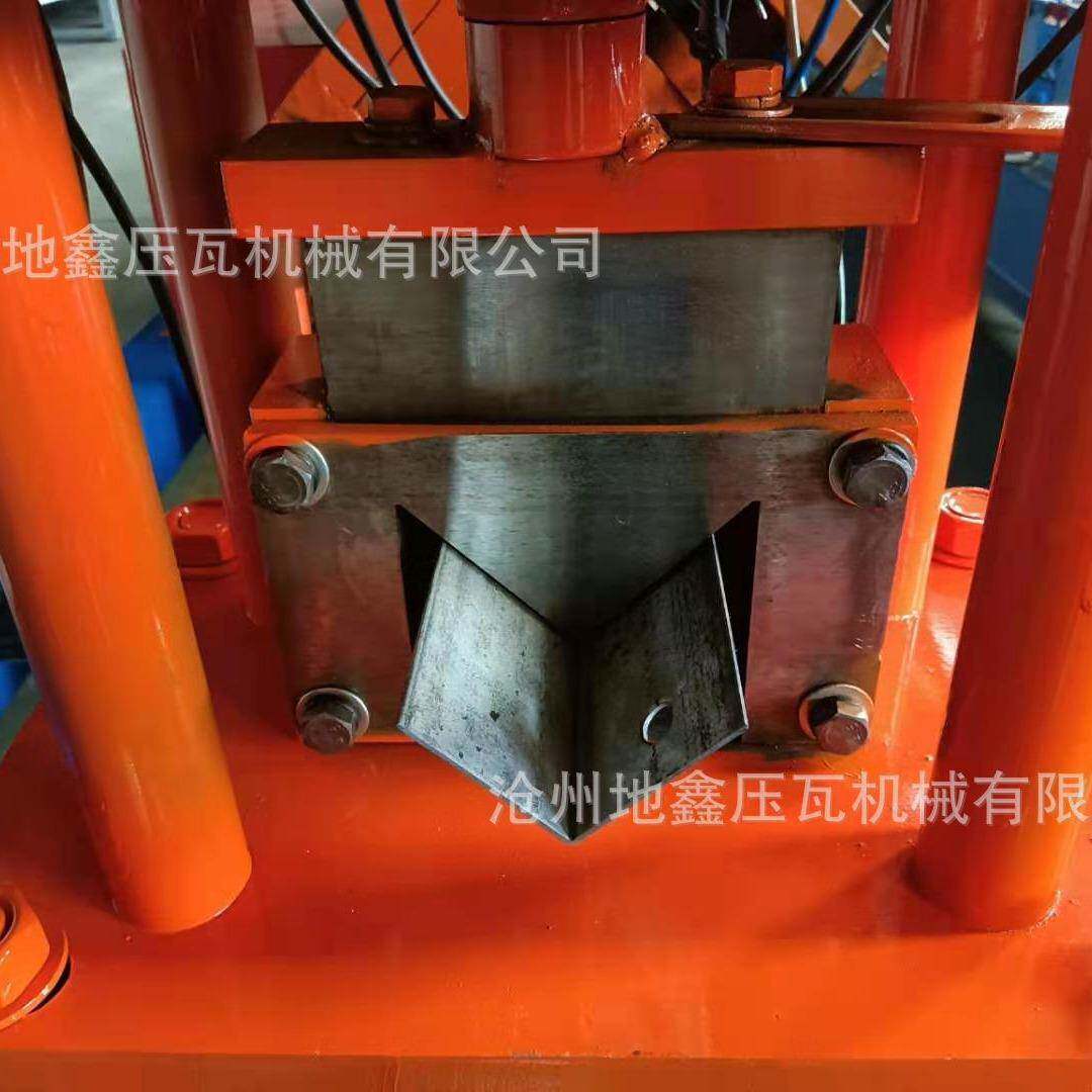 供应角钢成型机设备镀锌冲孔成型角铁压瓦机三角钢冷弯机