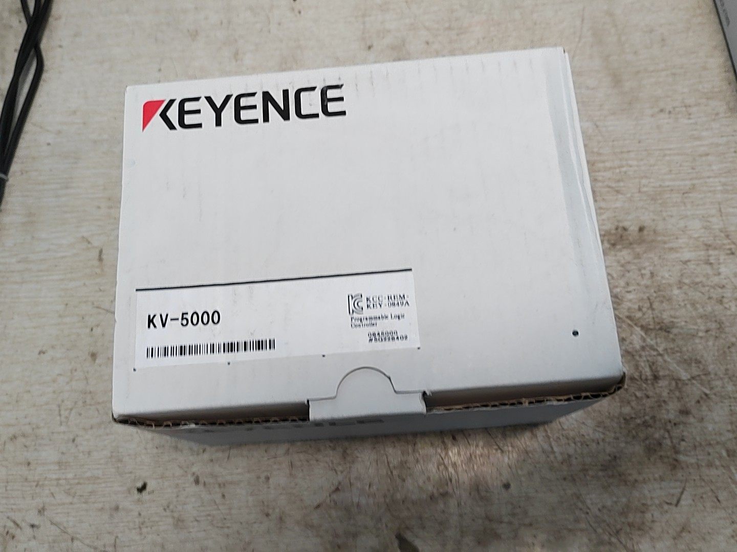 基恩士PLC控制器，型号KV-5000，全新原装正品，成色如